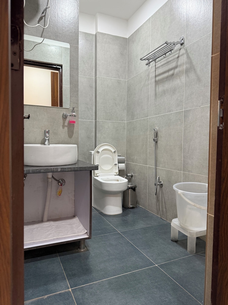Deluxe Room - Photo 2