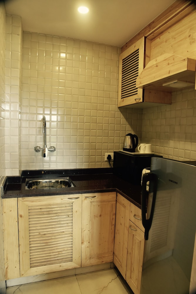 Premium Rooms with Kitchenette - Photo 4