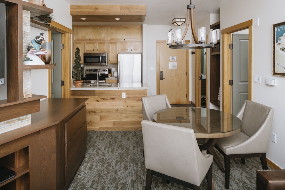 Condo, 2 Bedrooms (Two Bedroom Condominium with 2 Twins) - Photo 4