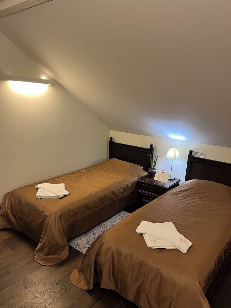 Standard Quadruple Room, Multiple Beds, Non Smoking