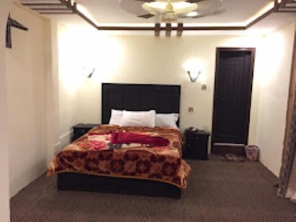 Deluxe Double Room photo 3