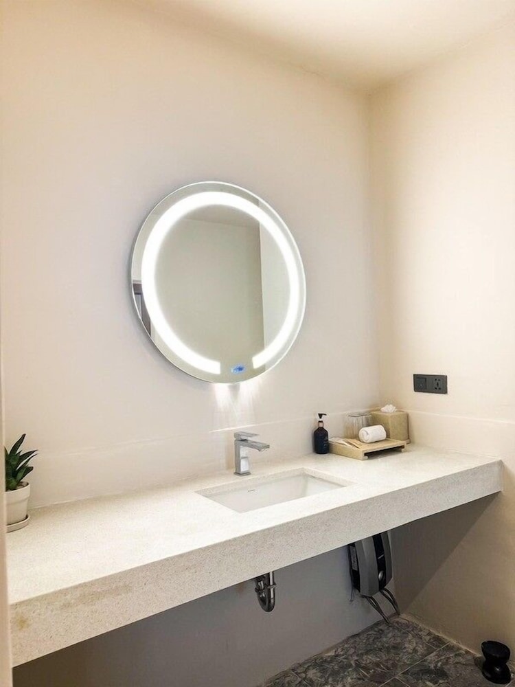 Standard Room - Photo 7