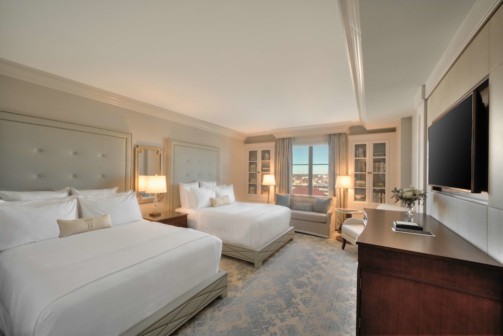 Deluxe Room, 2 Queen Beds photo 1
