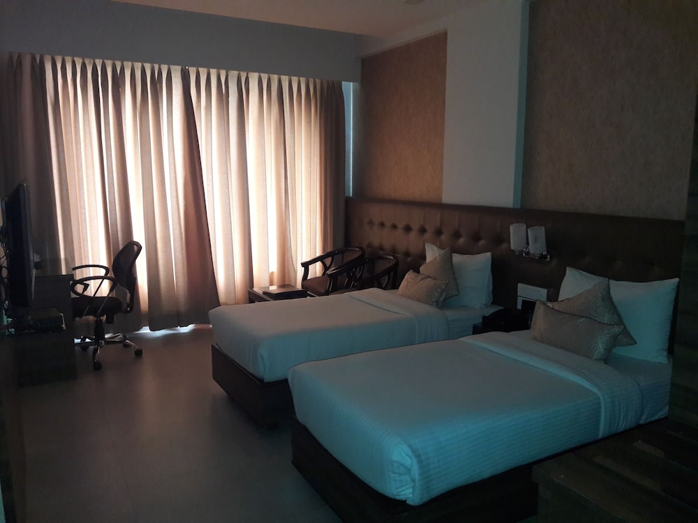 Executive Double or Twin Room photo 3
