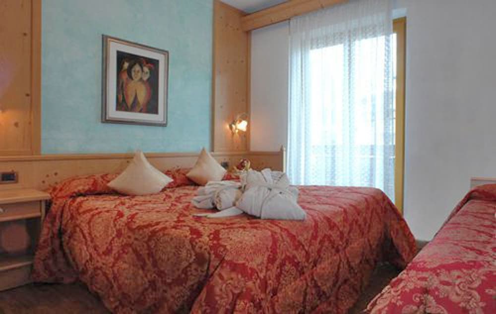 Premium Double Room photo 3