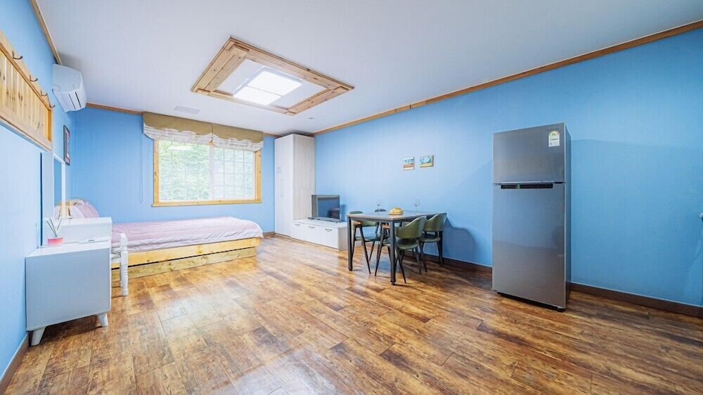 Room (Rosemary) photo 2