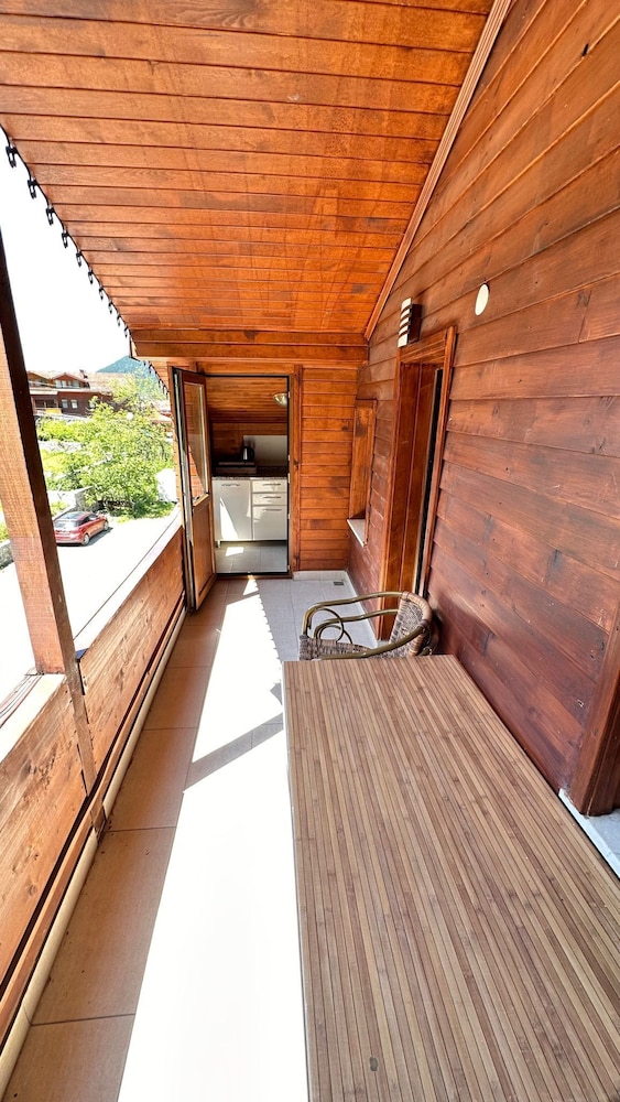 Deluxe Quadruple Room, Mountain View photo 3