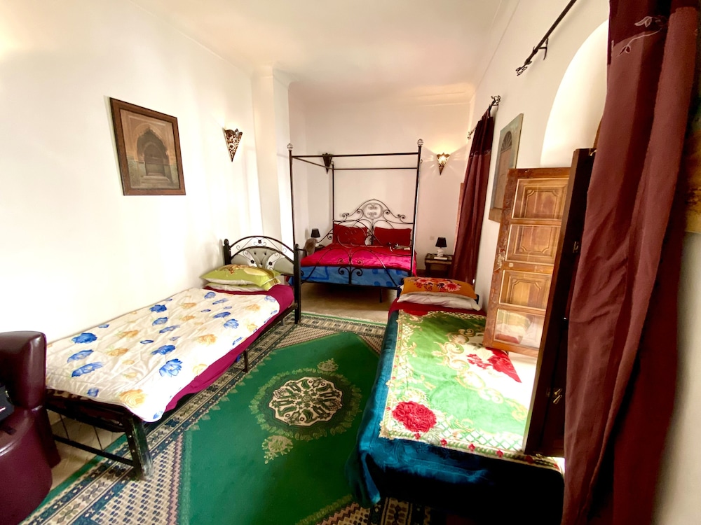 Basic Double or Twin Room - Photo 3