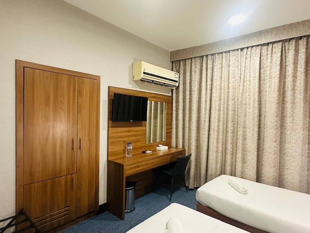 Standard Double or Twin Room photo 3