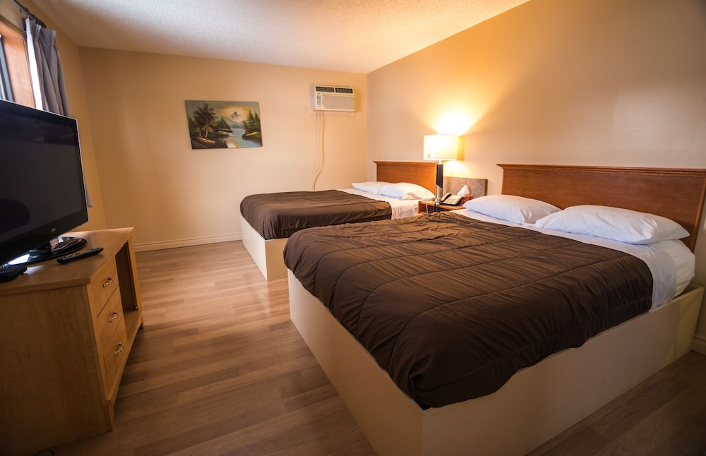 Deluxe Room, 2 Double Beds, Non Smoking, Kitchenette photo 2