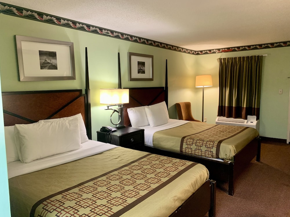 Standard Room, 2 Queen Beds photo 1