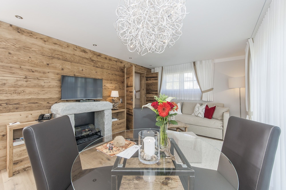 Deluxe Suite, 1 Bedroom, Kitchen, Garden View photo 3