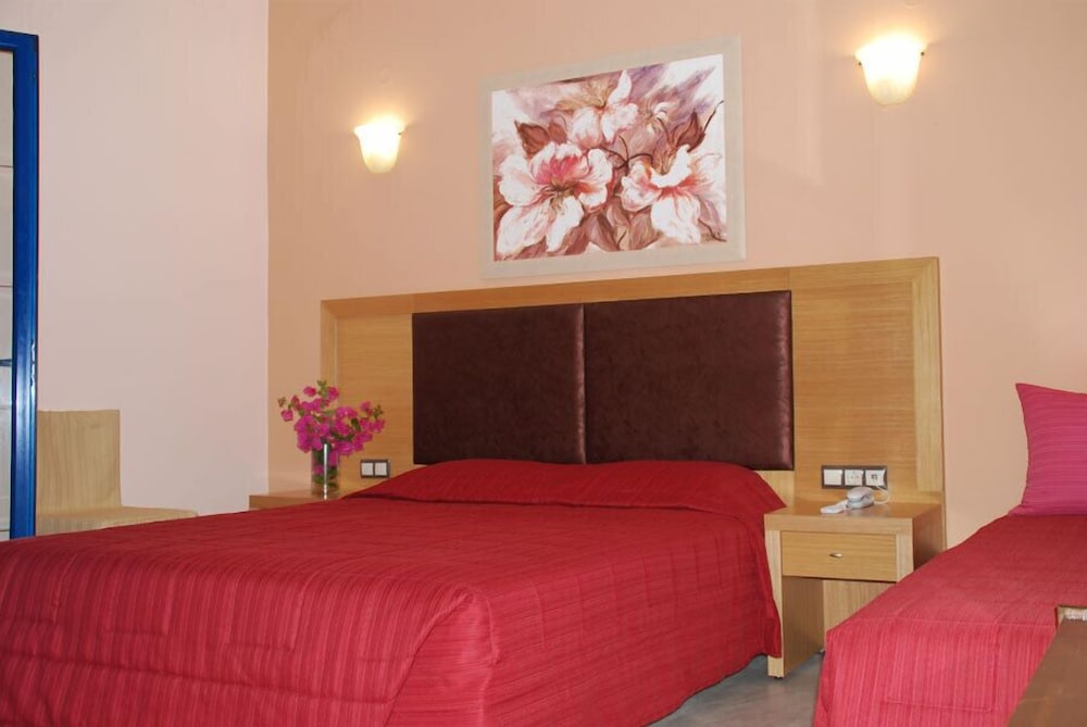 Triple Room - Photo 2
