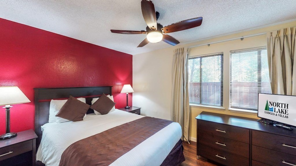 Deluxe Condo, 1 Bedroom, Kitchen, Mountainside photo 1