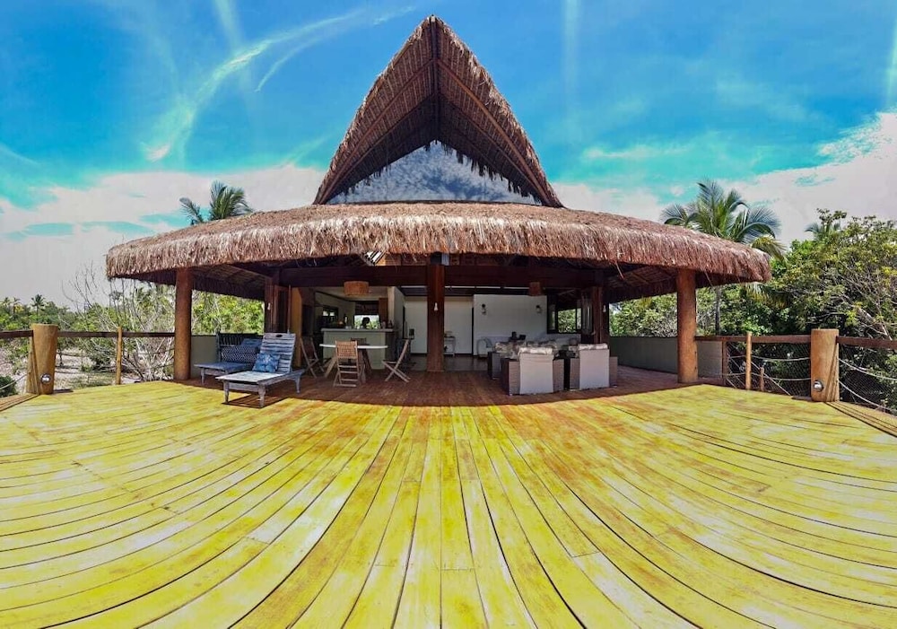 Superior Villa photo 1