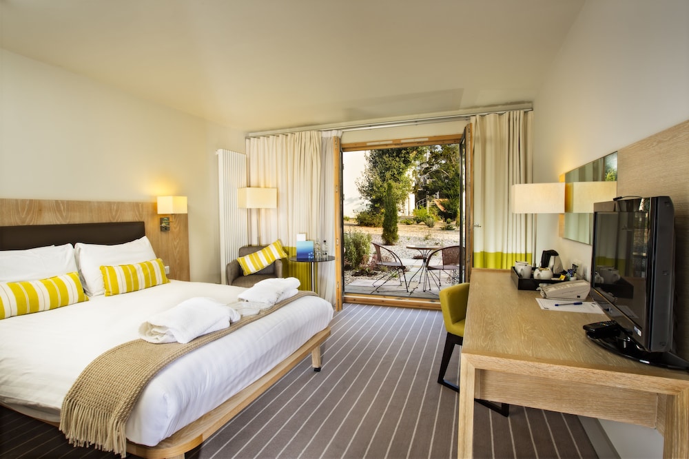 Superior Room, Garden View - Photo 5