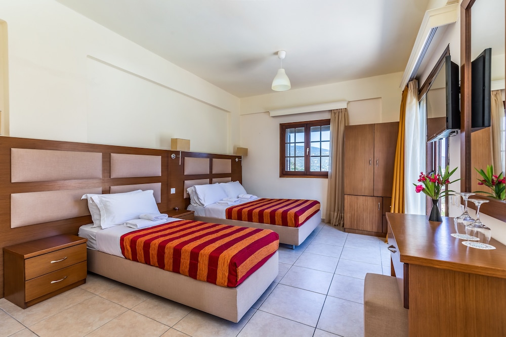 Standard Room, Garden View