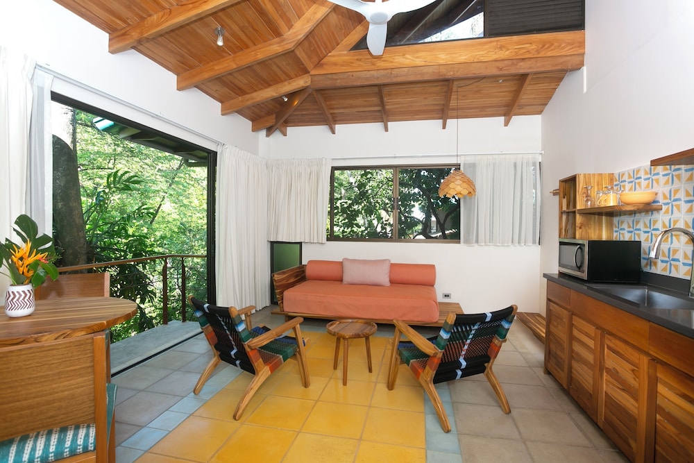 Family Apartment, 2 Bedrooms, Garden View