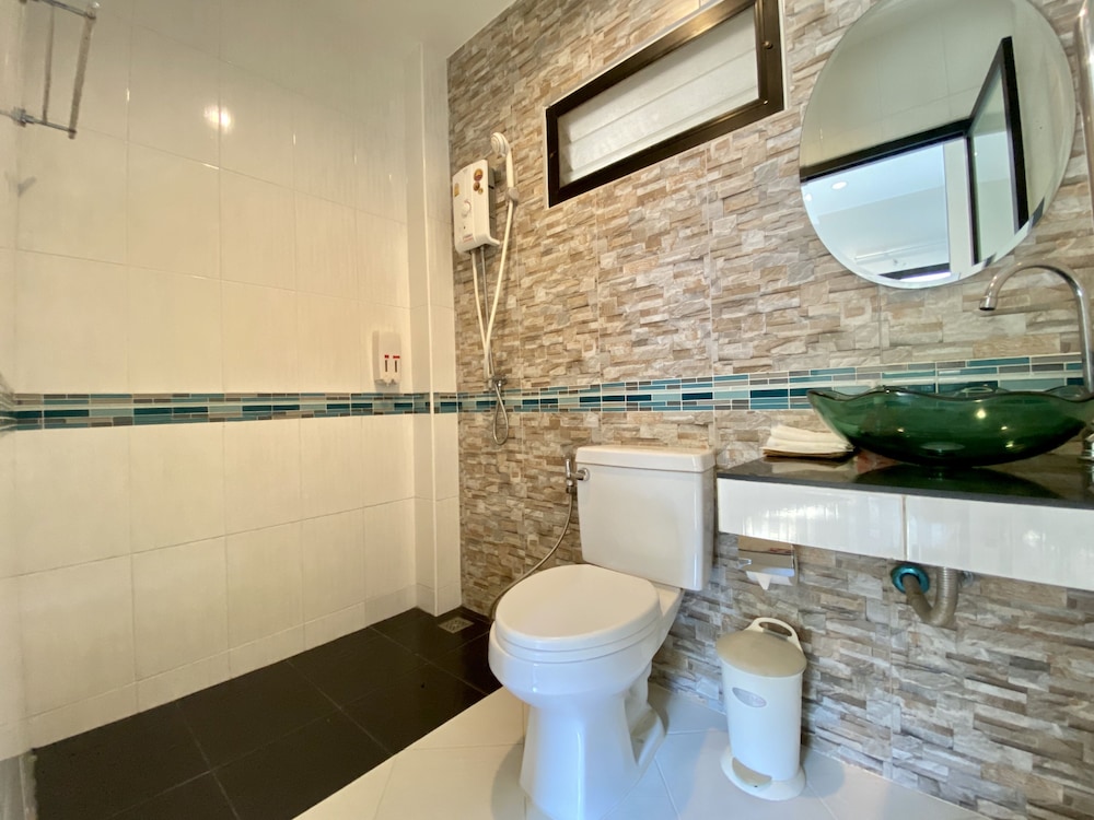 Comfort Shared Dormitory, 2 Bedrooms, Private Bathroom photo 2