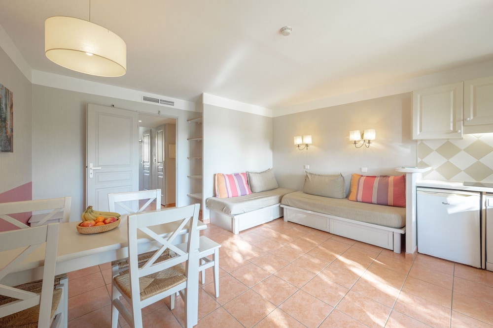 Apartment 5 people - 1 bedroom -  Terrace or balcony - River view photo 3