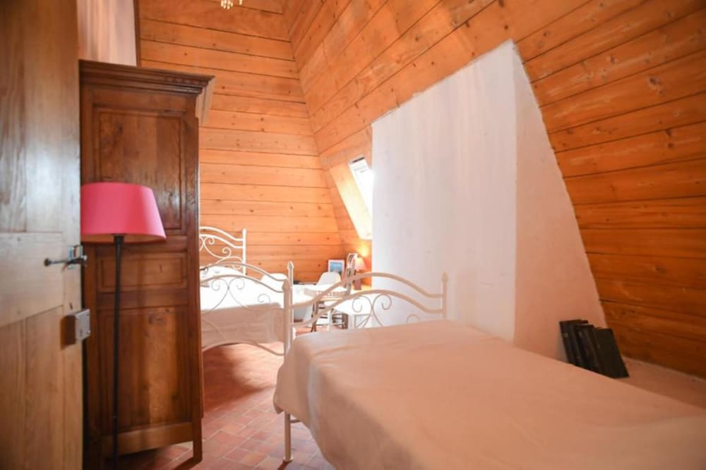 Traditional Double Room, 1 Double Bed, Non Smoking photo 3
