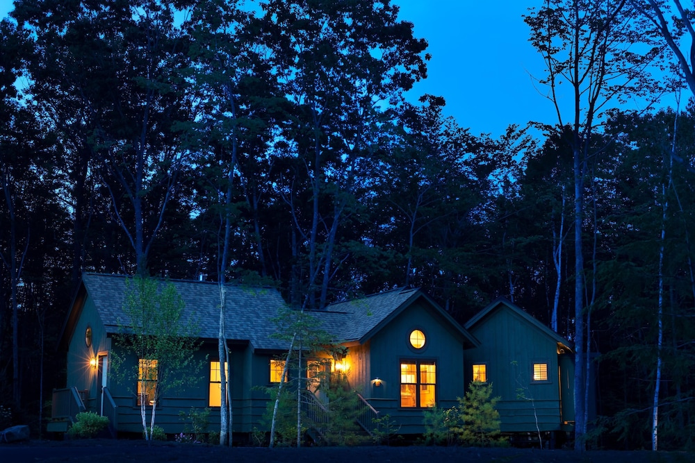 Room (Treetop Lodge ADA)