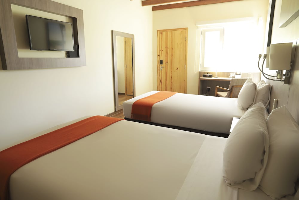 Superior Room, 2 Double Beds photo 2