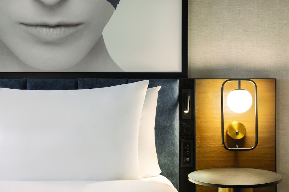 Radisson Blu Vancouver Airport Hotel & Marina