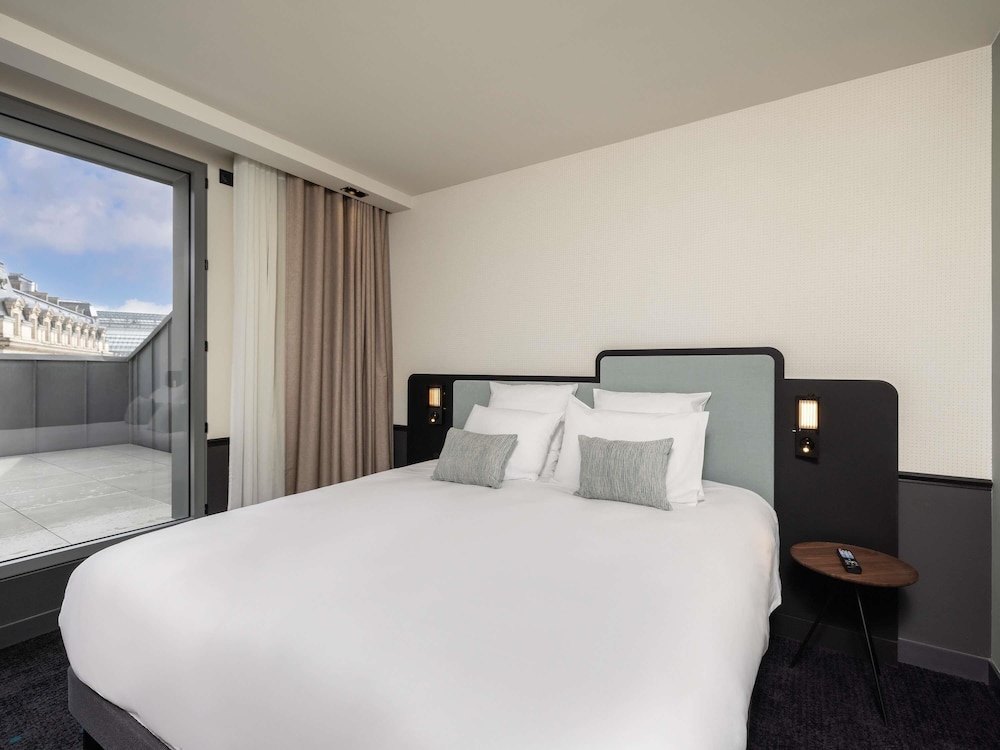 Junior Suite, 1 King Bed with Sofa bed, Terrace - Photo 2