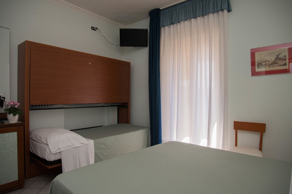 Quadruple Room, Balcony photo 1