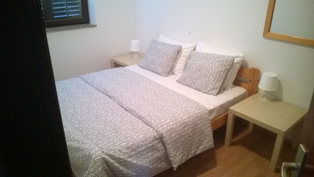 Apartment, Multiple Beds