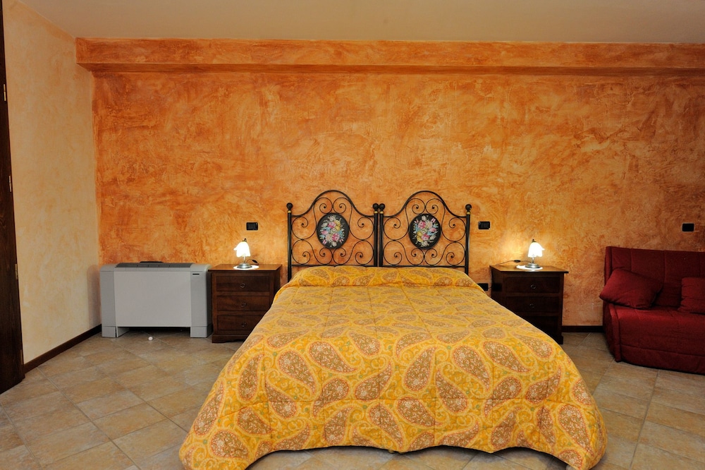 Triple Room, Garden View, Ground Floor photo 2