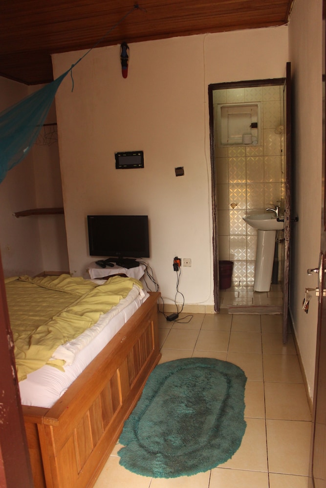 Standard Double Room photo 3