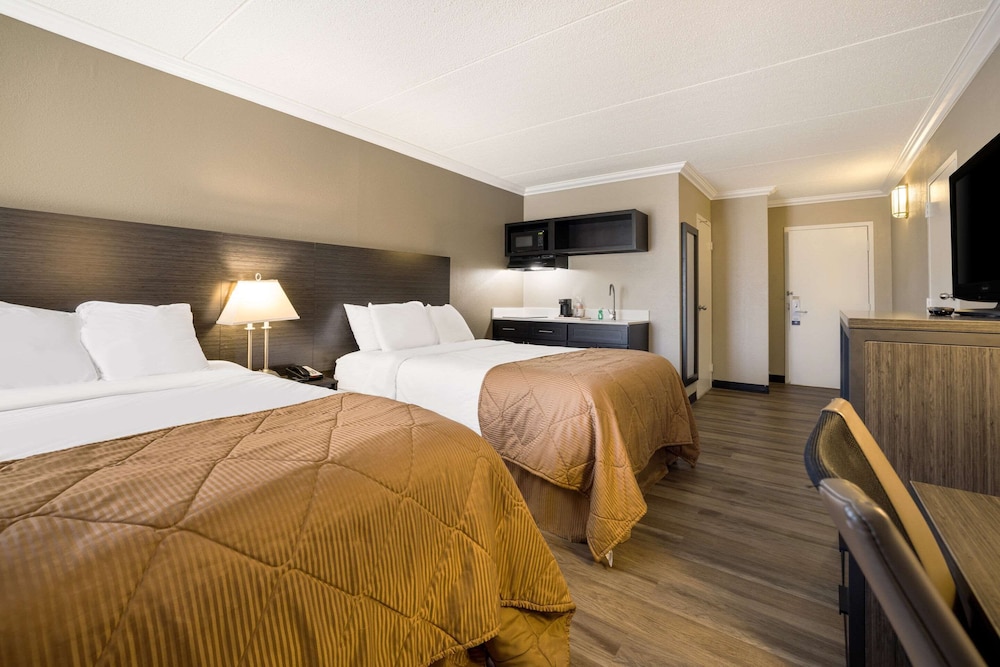 Standard Room, 2 Double Beds, Non Smoking - Photo 3