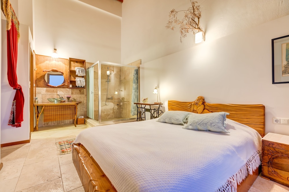 Suite, Sea View photo 1