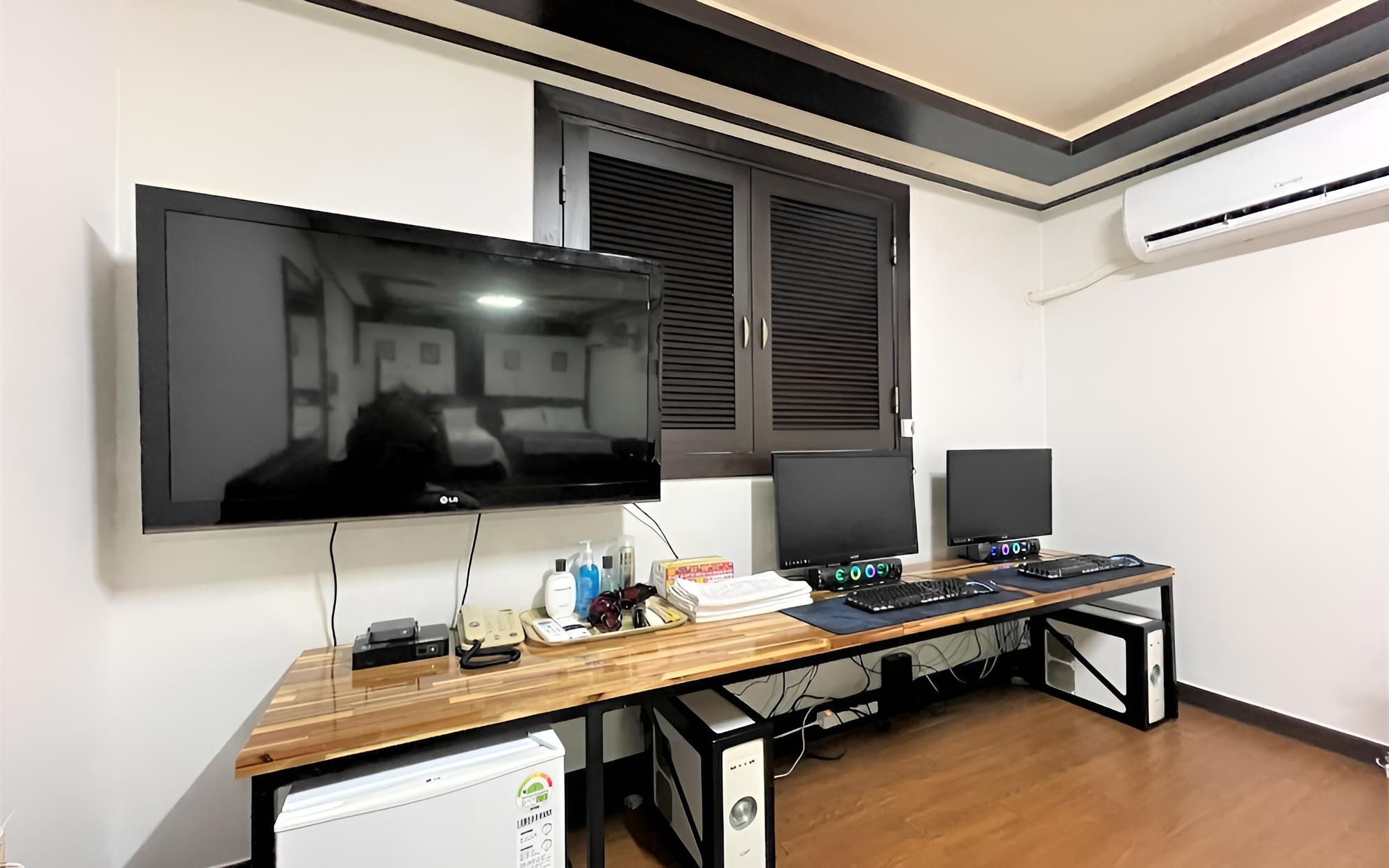 Room (Twin) - Photo 4
