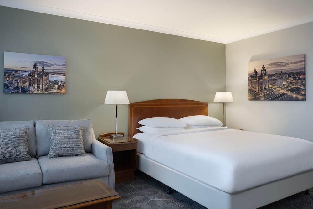 Superior Room, 1 King Bed - Photo 5