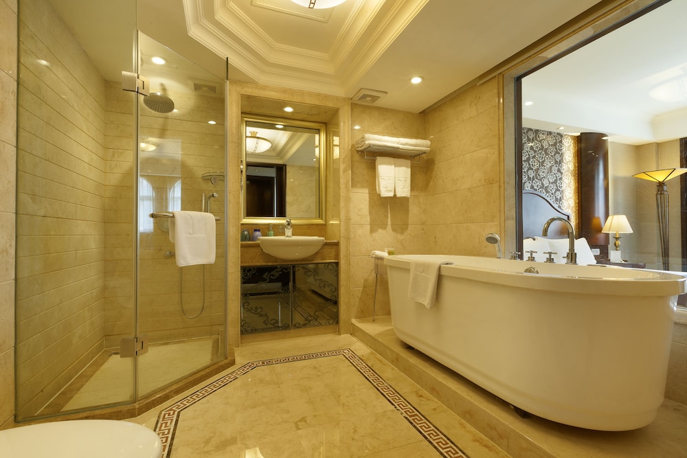 Deluxe Executive Room - Photo 4