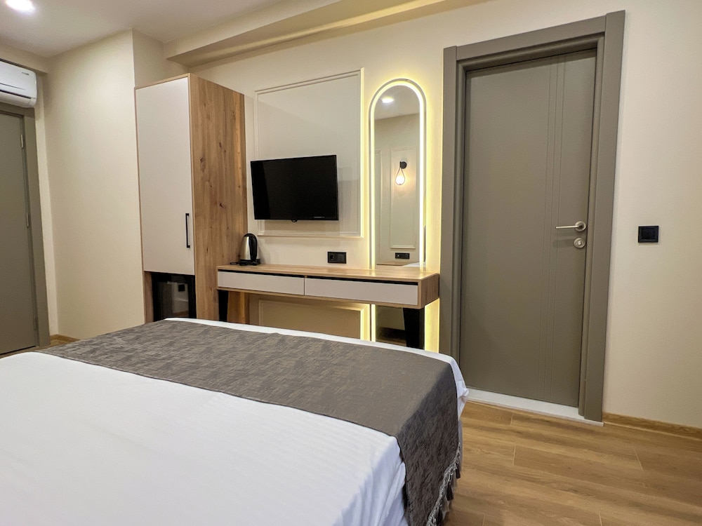 Deluxe Double Room, City View photo 1
