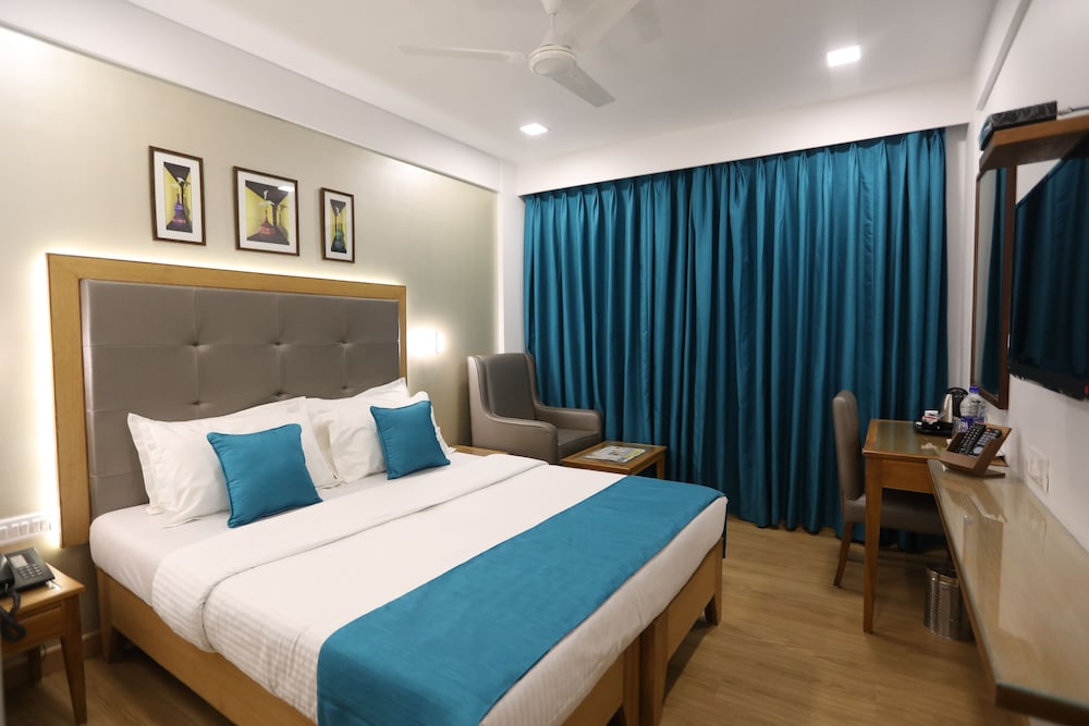 Executive Room - Photo 6
