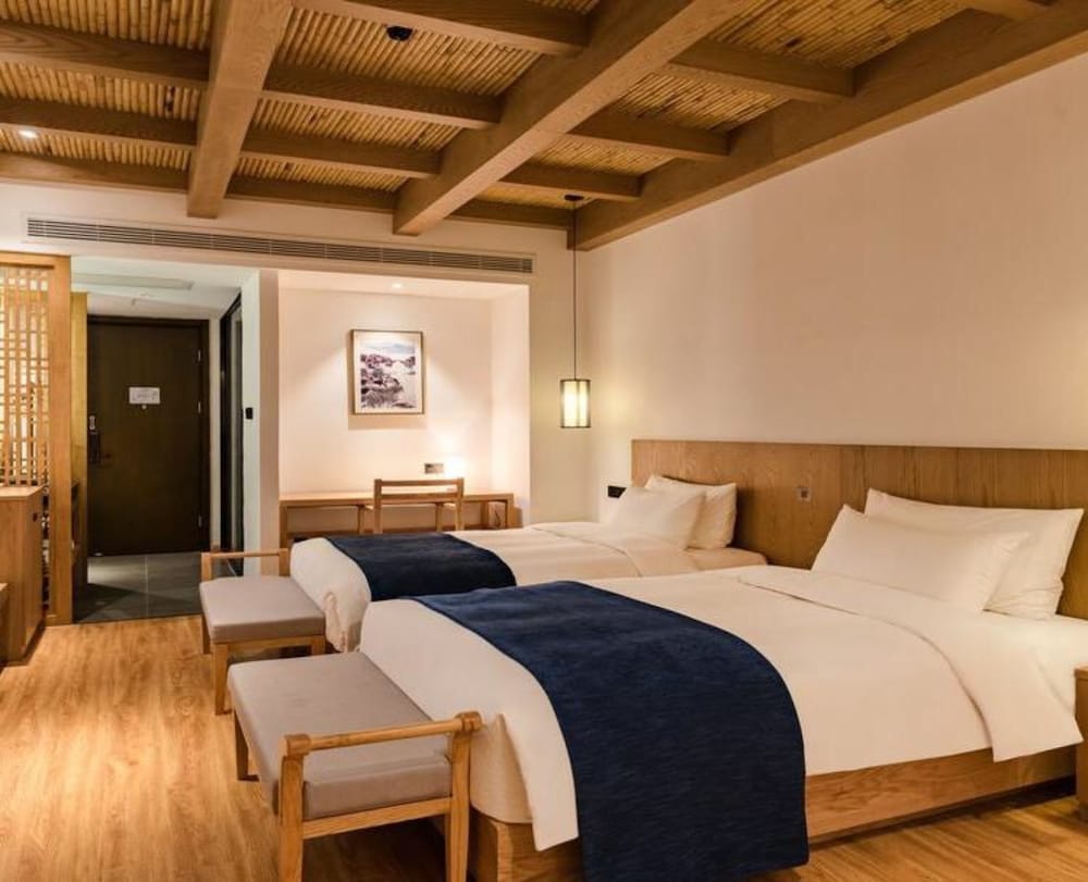 Design Twin Room (Mainland Chinese Citizen Only) photo 3
