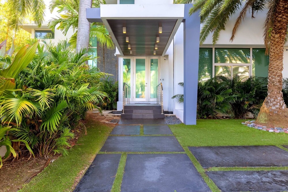 Modern Waterfront Mansion in the Heart of Las Olas Minutes From the Beach, Bilde 6