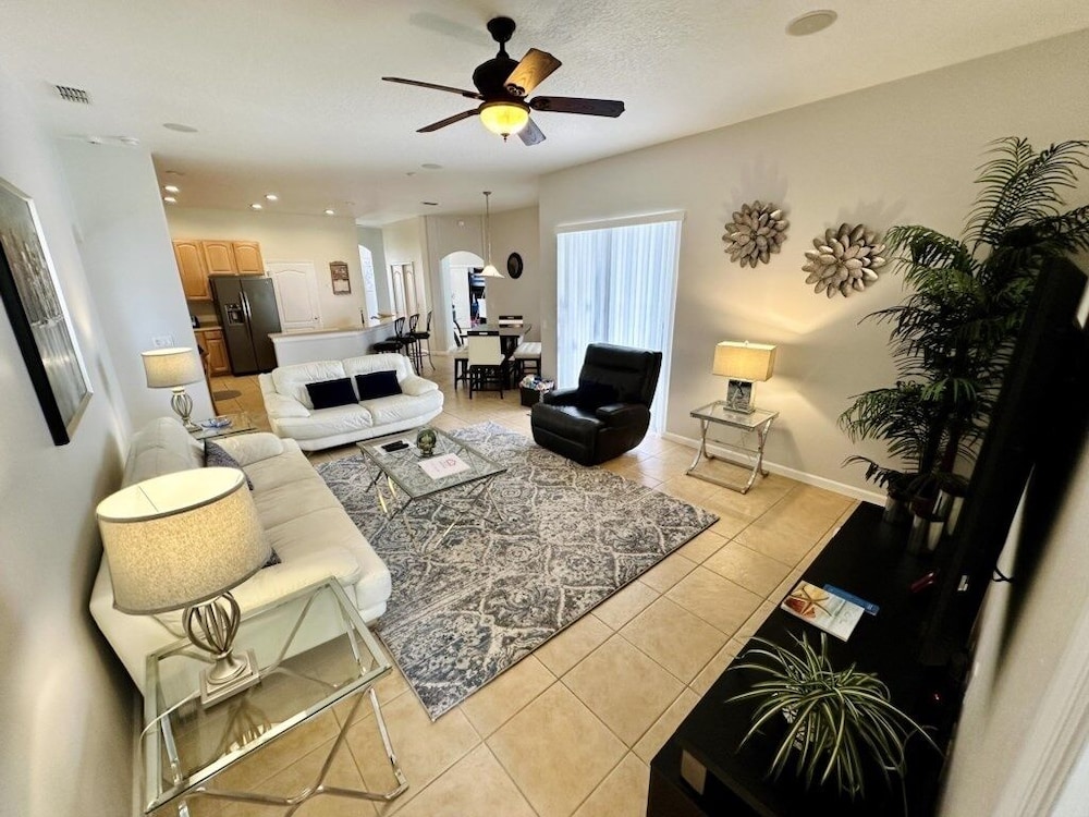 House, 5 Bedrooms