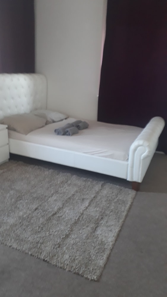 Double Room, 1 Double Bed, Non Smoking, City View photo 2