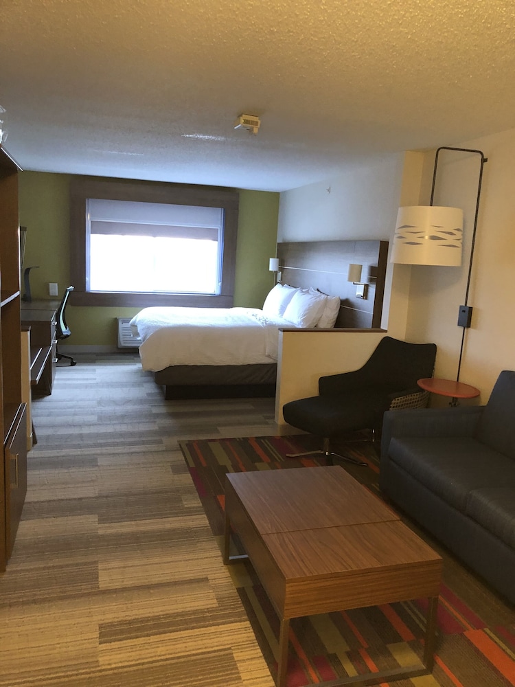 Standard Room, 1 King Bed, Accessible (Communication, Accessible Tub) - Photo 1
