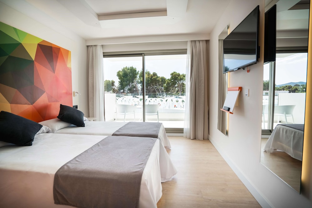 Superior Double Room, Balcony - Photo 1