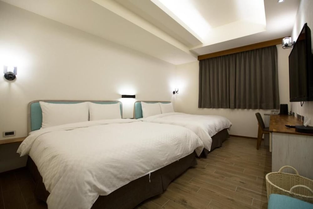 Quadruple Room - Photo 3