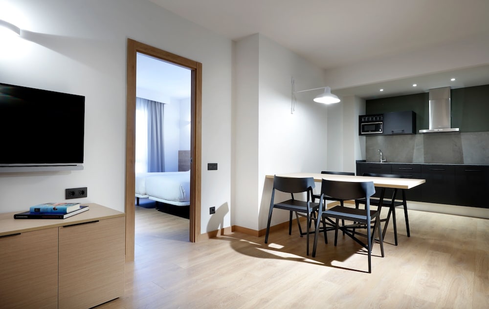 Apartment, 1 Bedroom - Photo 3