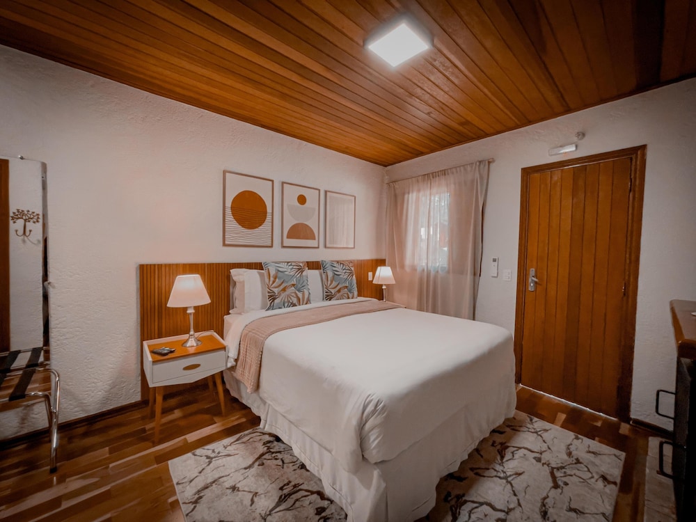 Double Room (Bella 1)