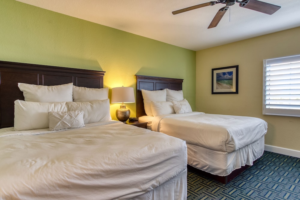 Standard Room (2 Queen Beds) photo 3